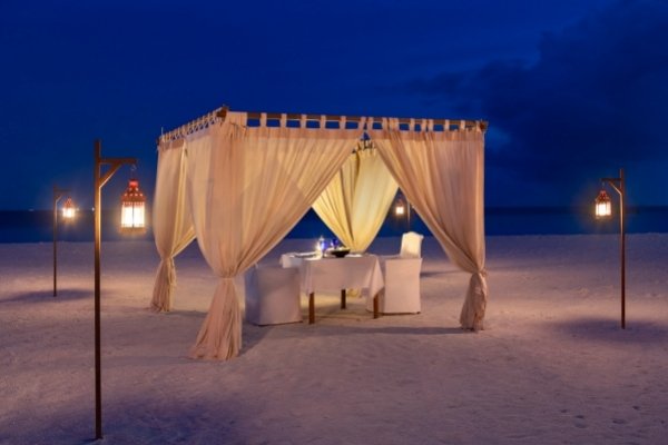 Destination Dining 